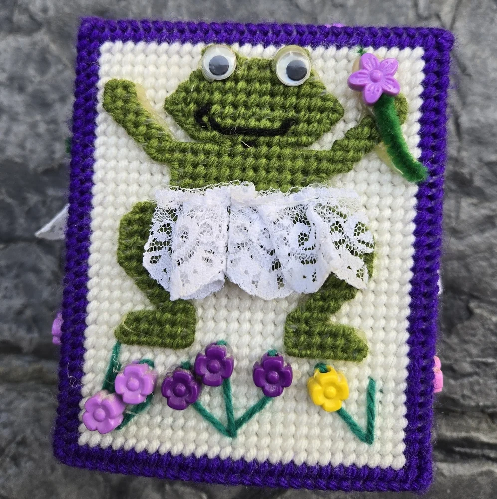 Handcrafted Frog Design Needlepoint Tissue Box Cover